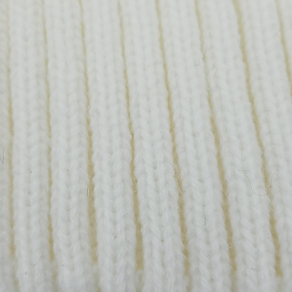 NWT Giani Bini Girls Beanie Pom Embroidered Flower - Picture 5 of 5